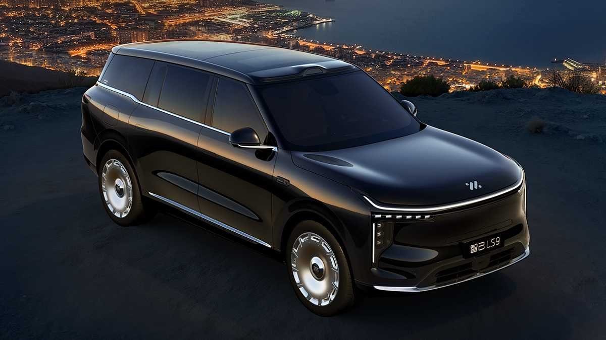 行業首款量產四輪全線控轉向SUV！智己LS9 Hyper即將登場