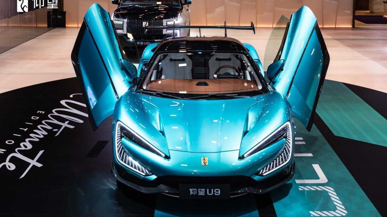 仰望亮相成都車展 以唯一破萬象 定義中國豪華新高度