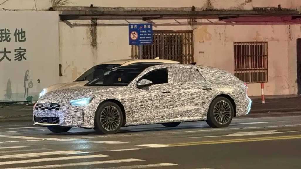 A legfrissebb kémfotók az SAIC Audi A7L kombiról – keret nélküli ajtókkal még stílusosabb