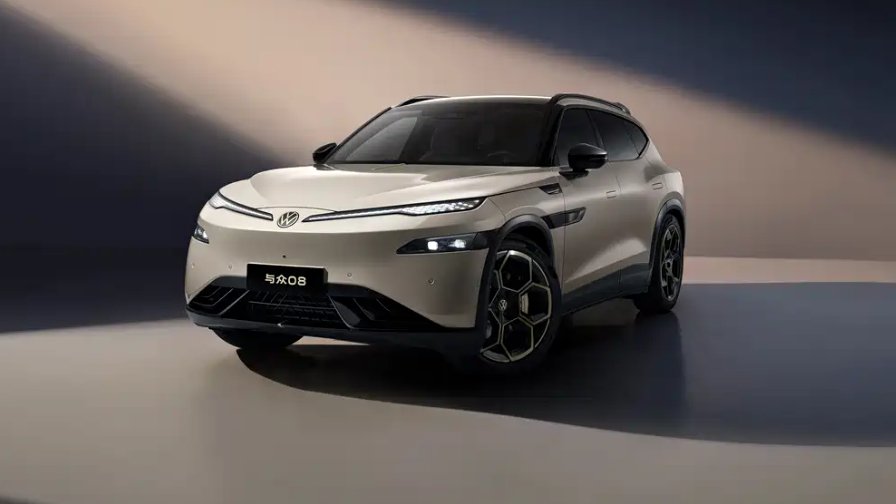 A Volkswagen és a Zhong08 külsejéről hivatalos képek jelentek meg, L2++ szintű vezetéstámogató rendszerrel és több mint 700 kilométeres hatótávolsággal.