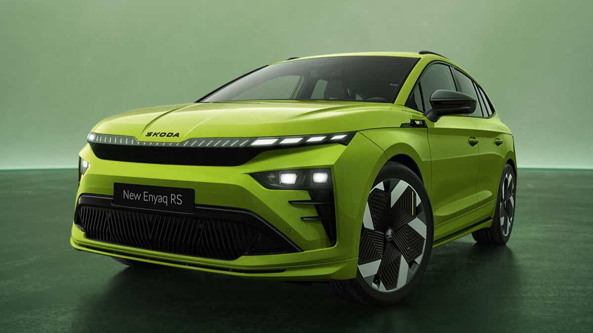 Skoda bemutatta az új ENYAQ vRS hivatalos fotóit – dupla motoros összkerékhajtás, 5,4 másodperc alatt gyorsul 100 km/h-ra