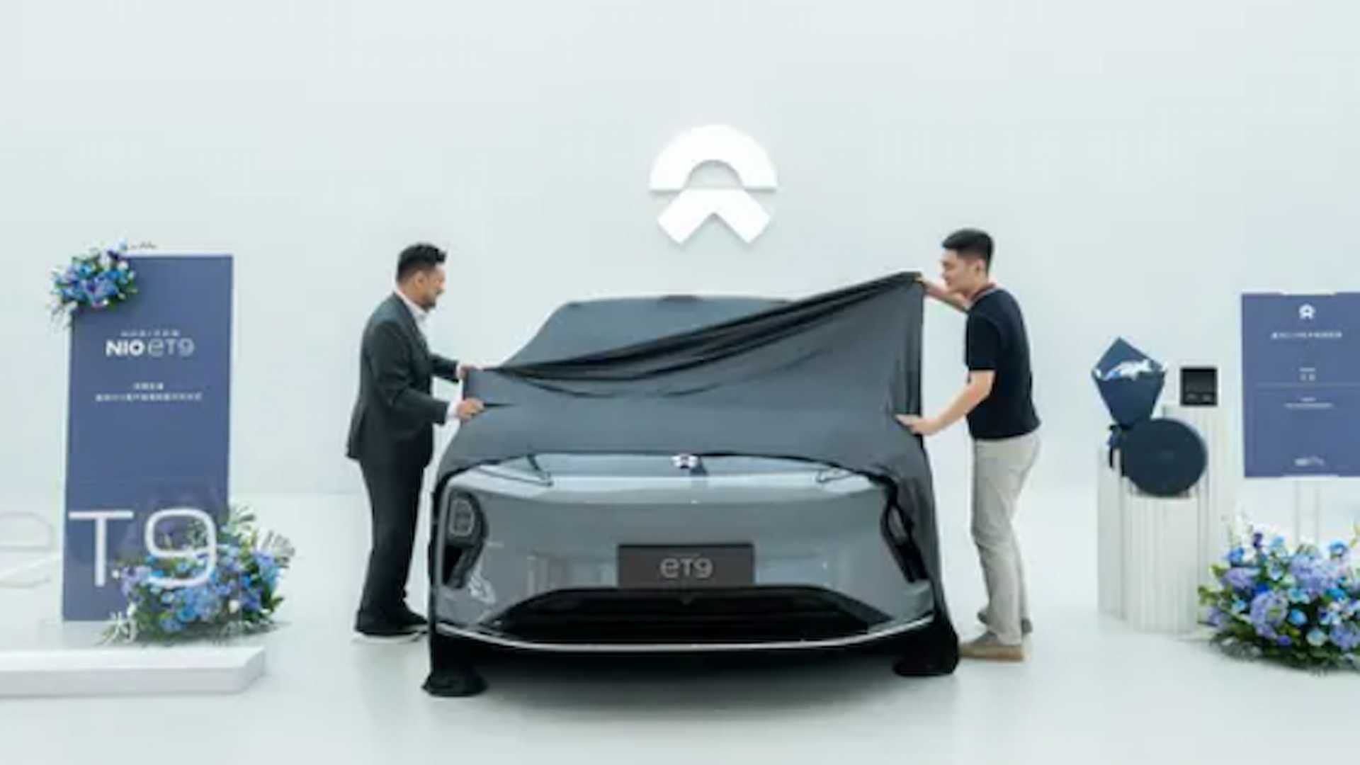 Premium of 113,900 yuan! NIO ET9 Special Edition officially delivered, 38,000 for two-tone body + 30,000 for 23-inch wheels