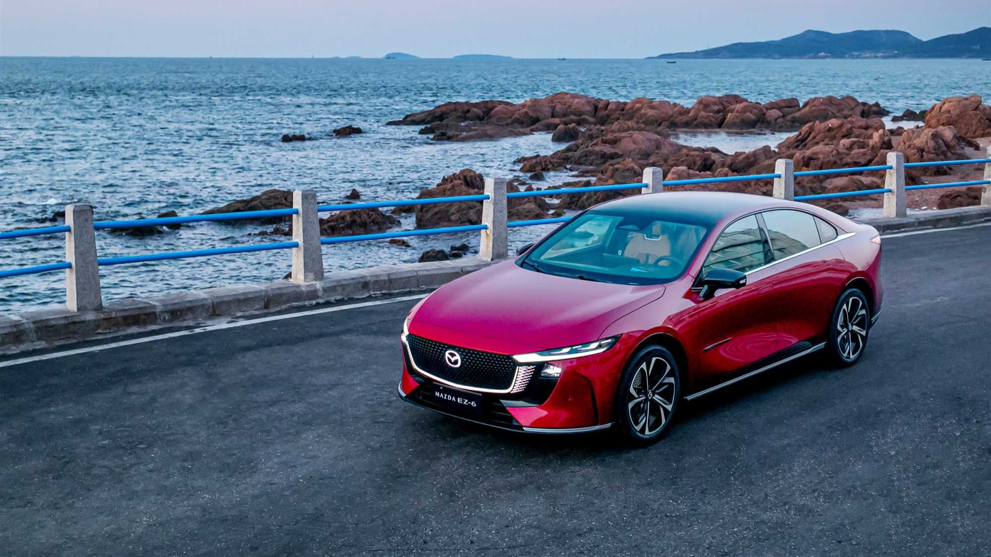 Cenový zabijak medzi elektromobilmi triedy B! MAZDA EZ-6 od 9,98 tisíc po dotácii, 6 rokov s 0% úrokom drví nové značky